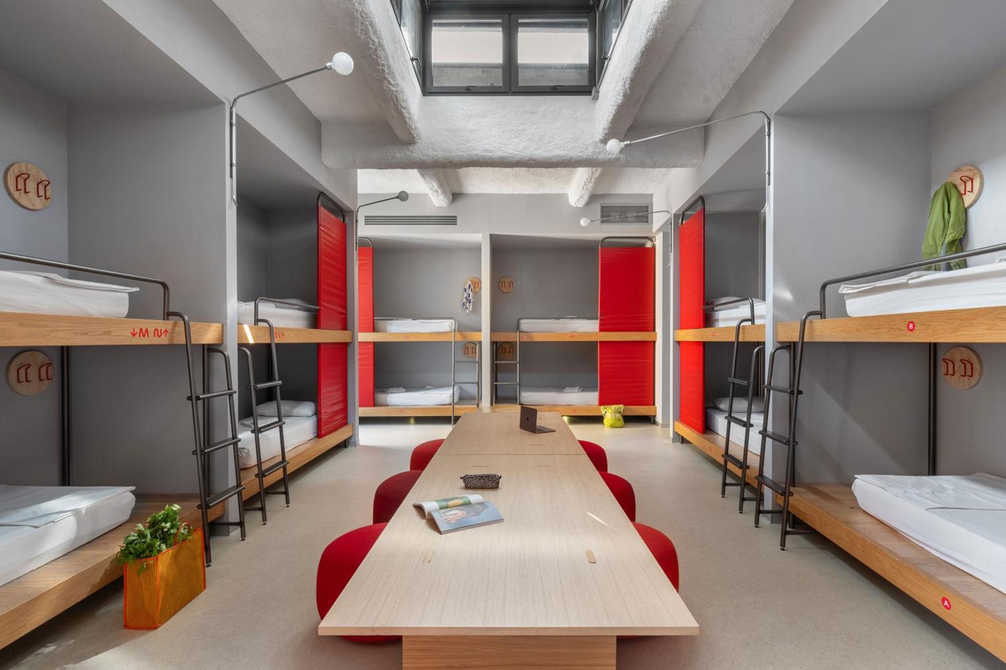 Hostel Combo